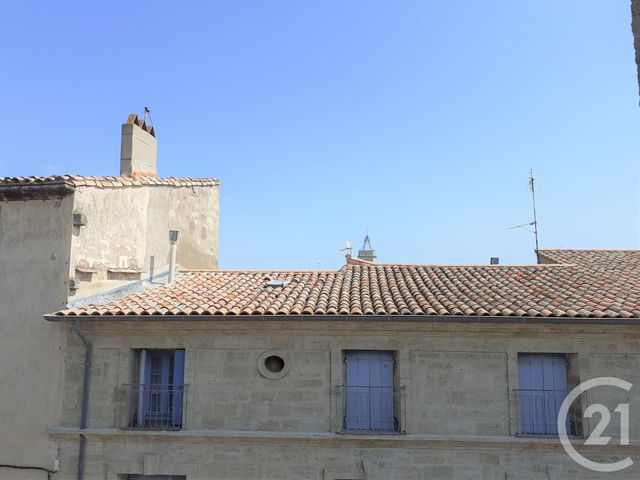 Appartement F3 à louer - 3 pièces - 80.0 m2 - PEZENAS - 34 - LANGUEDOC-ROUSSILLON - Century 21 Agi Immobilier