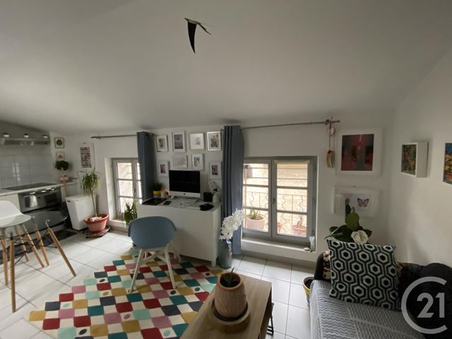 Appartement F2 à vendre - 2 pièces - 28.0 m2 - PEZENAS - 34 - LANGUEDOC-ROUSSILLON - Century 21 Agi Immobilier